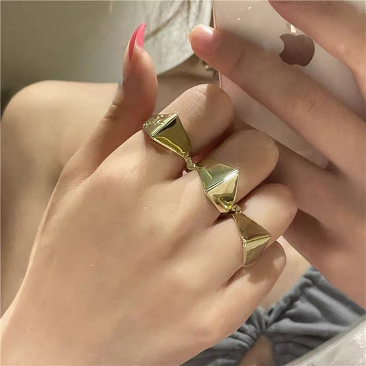 Nhẫn Vivienne Westwood Armor