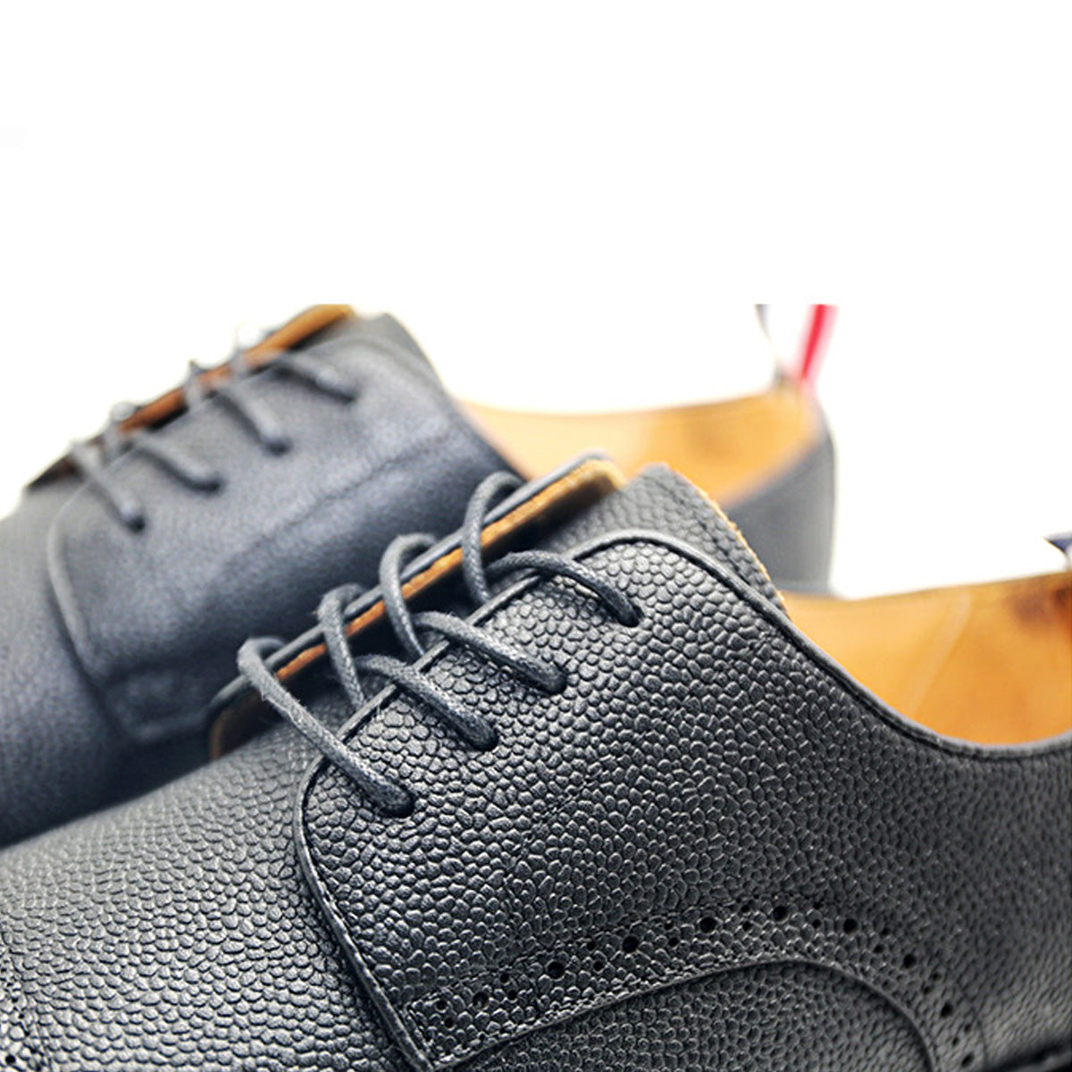 Thom Browne Men Leather Shoe