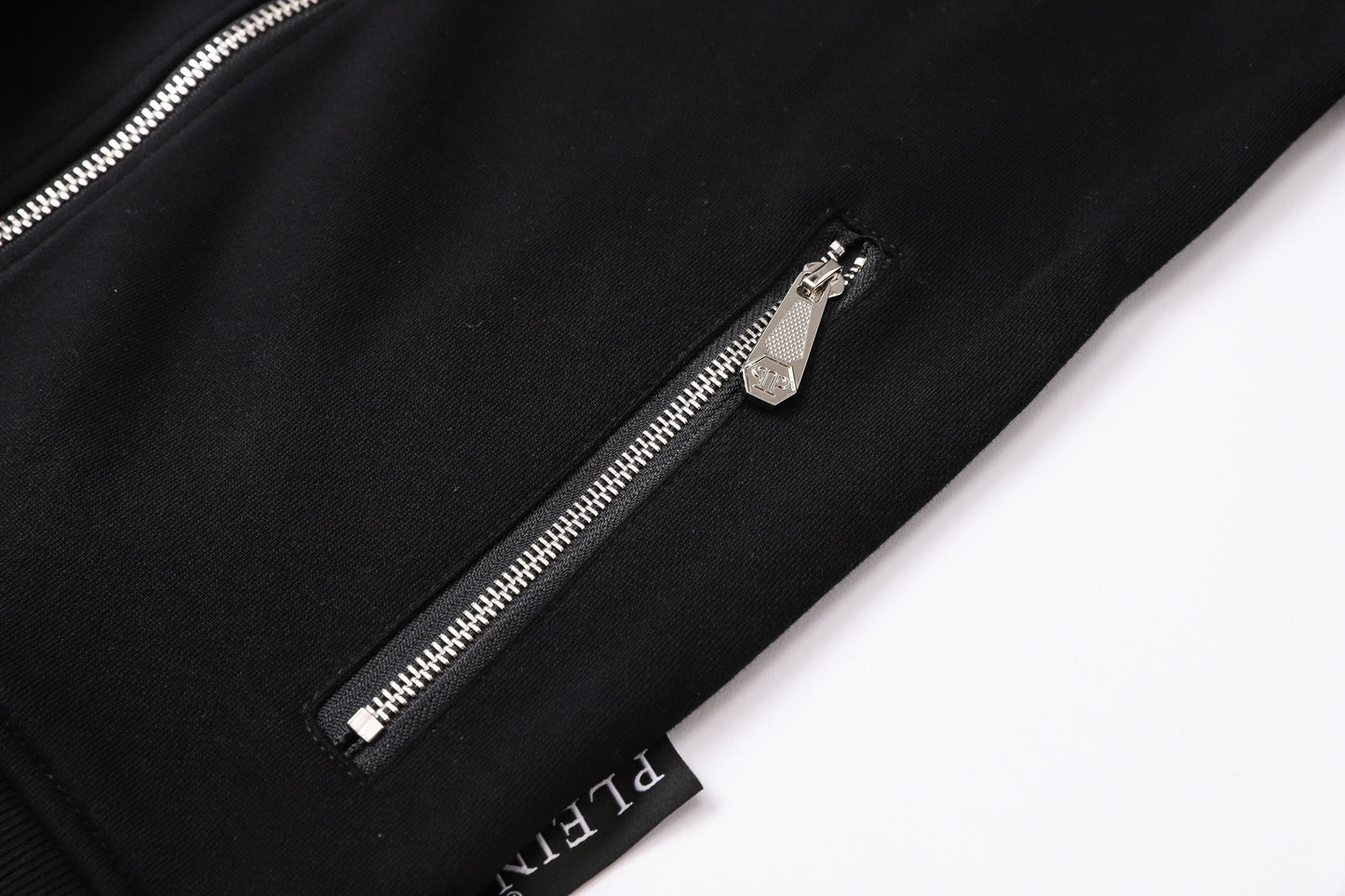SOLO-2025 Man Black Hoodie