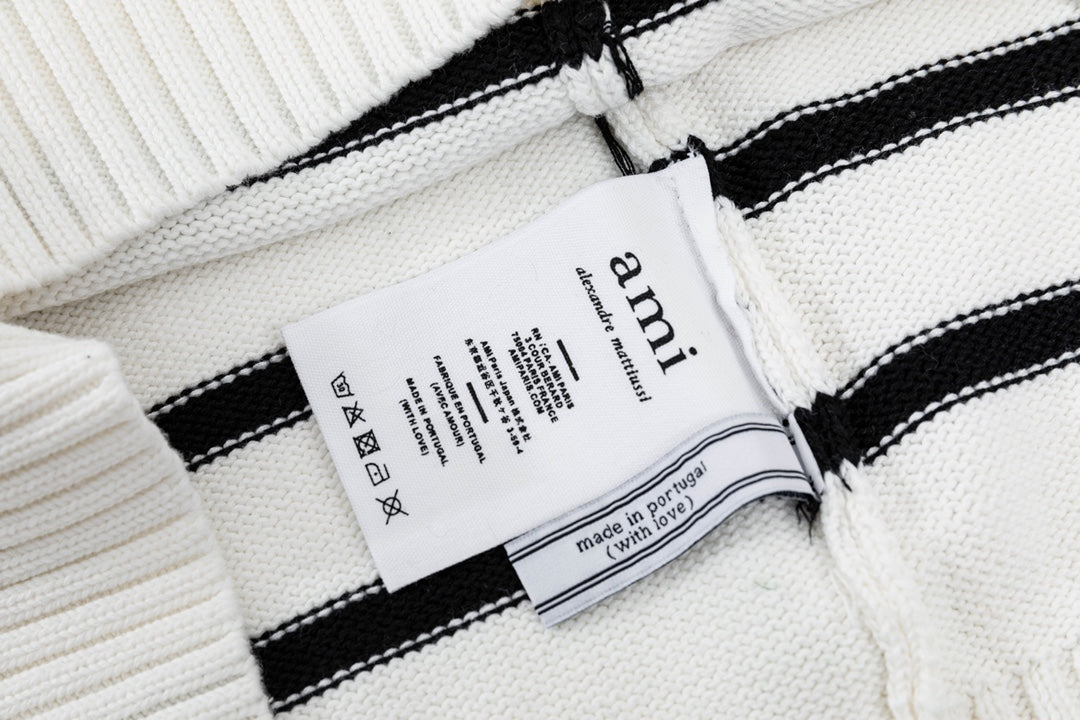 2026 AMI PARIS  Unisex  Sweater