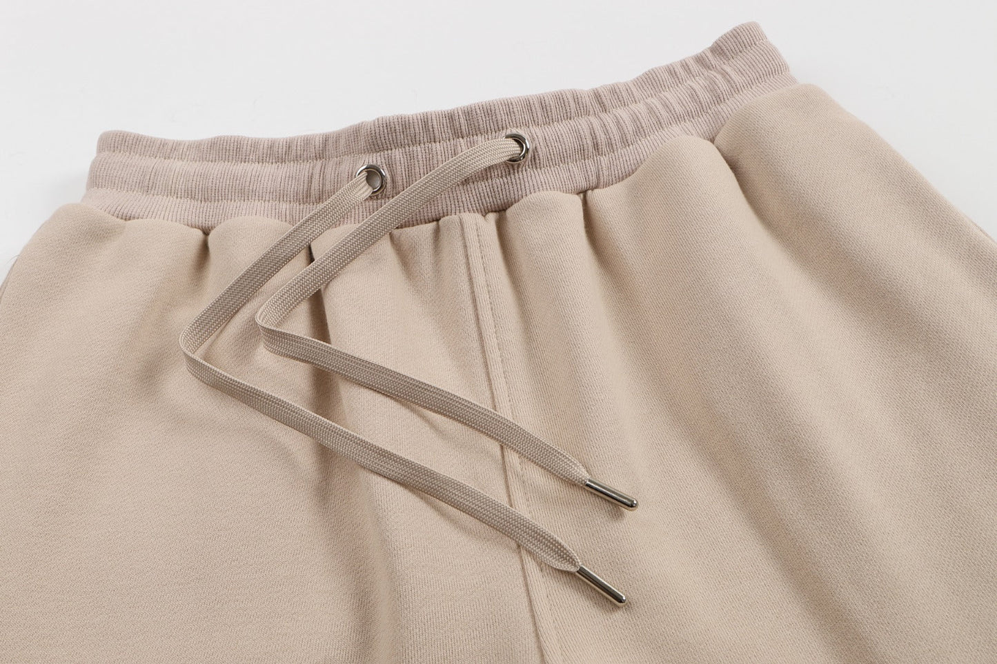 2026 AMI PARIS  Unisex  Shorts