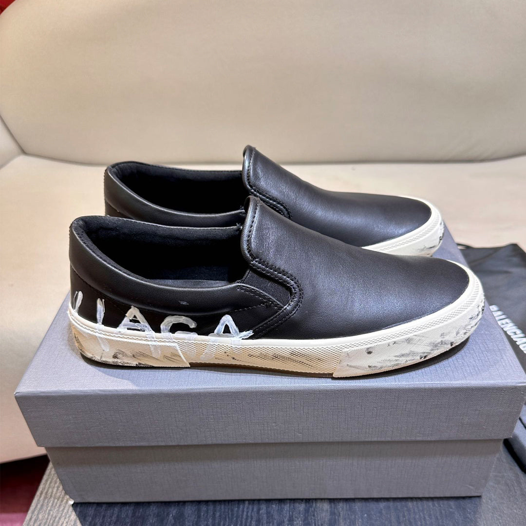 Balenciaga 2025 Limited Edition Leather Sneakers – Classic Runway Style
