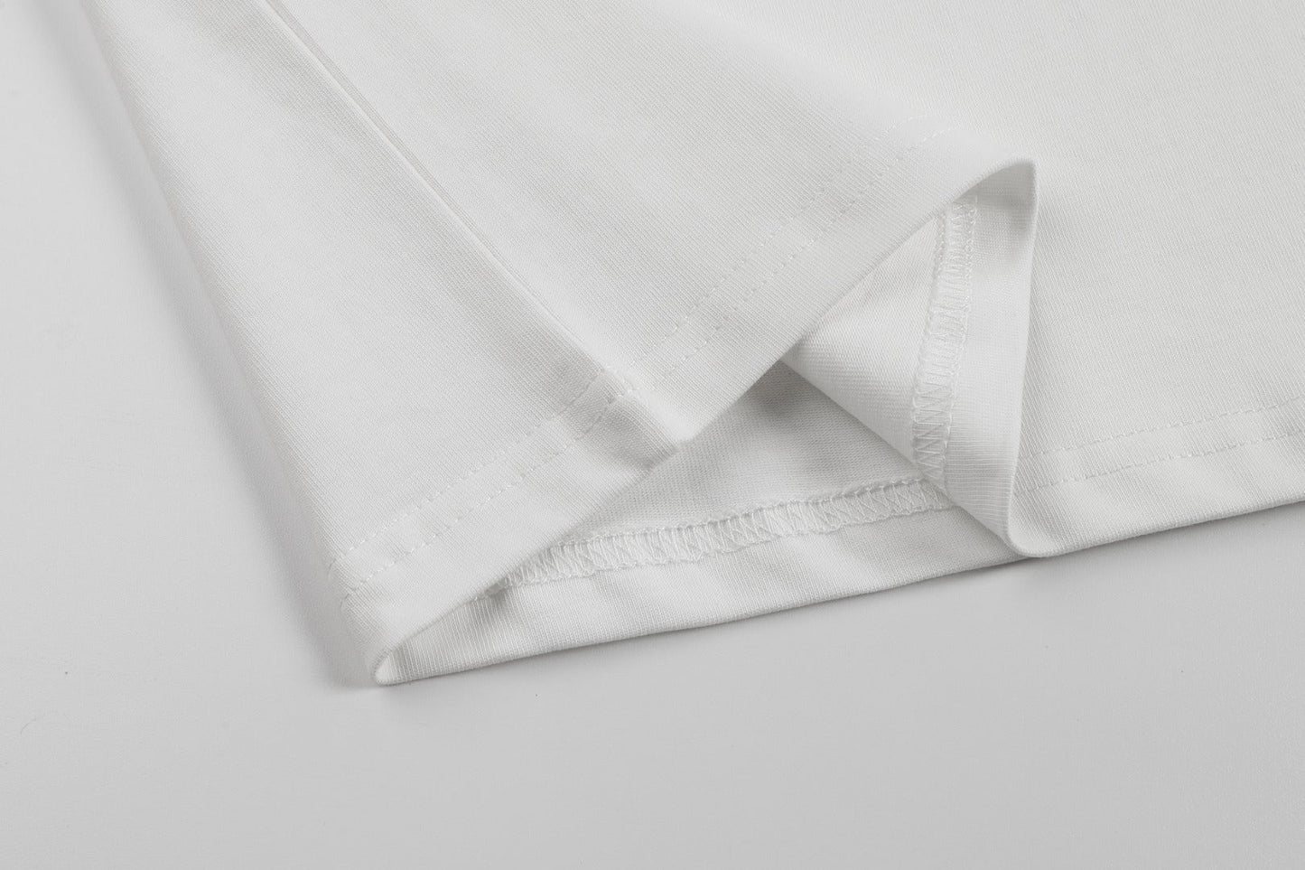 2026 AMI PARIS Unisex  T-shirt