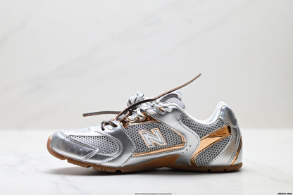New Balance 530 Sneakers - Silver Gold Metallic