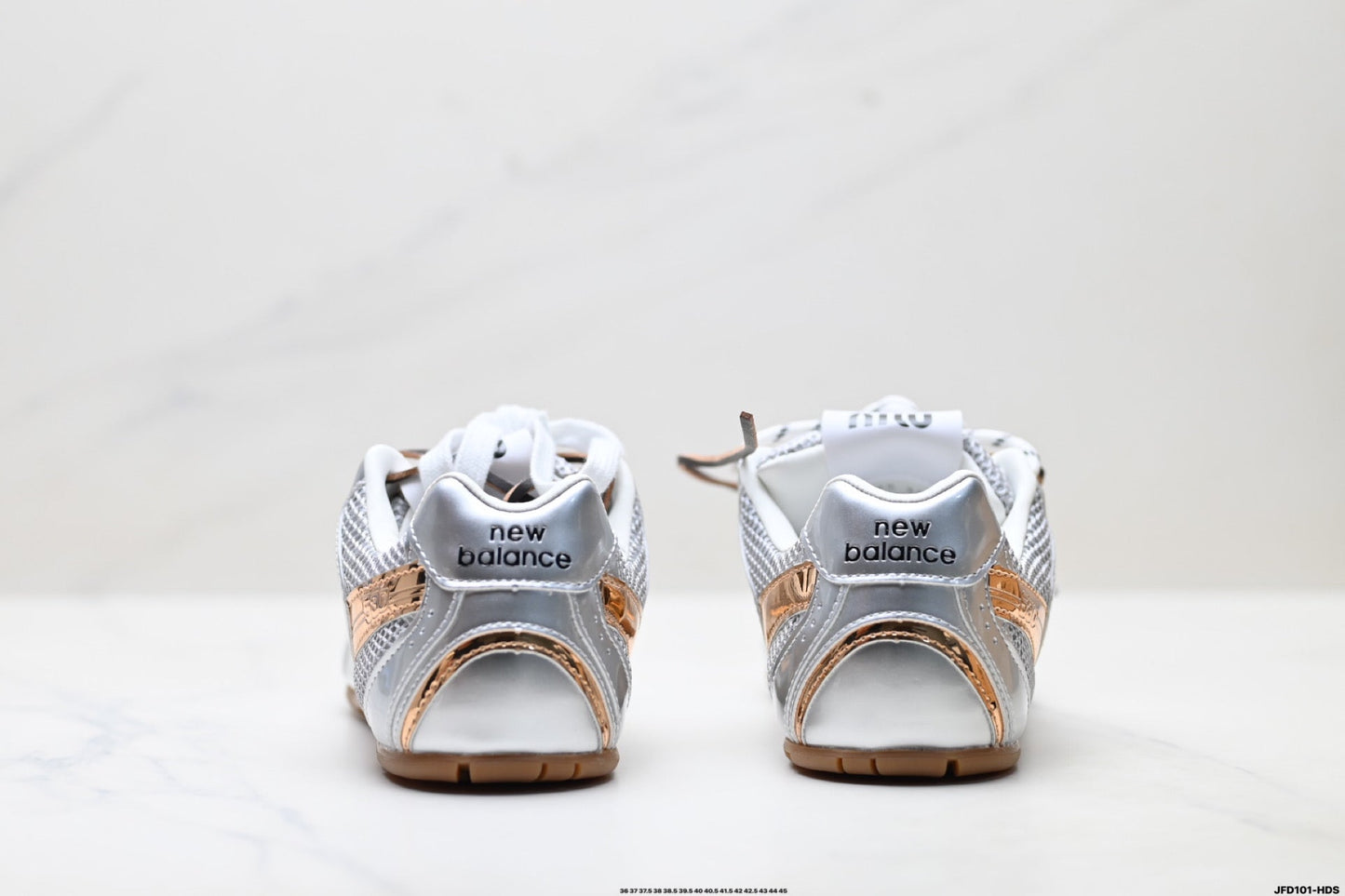 New Balance 530 Sneakers - Silver Gold Metallic