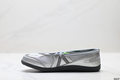 New Balance Flat Breeze Mary Jane Shoes - Grey
