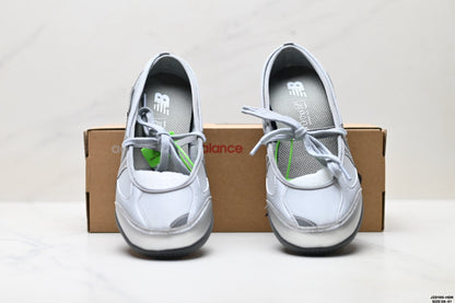 New Balance Flat Breeze Mary Jane Shoes - Grey
