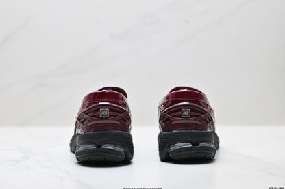 New Balance 1906L Loafers - Burgundy