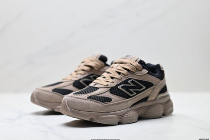 New Balance Retro Dad Sneakers - Beige