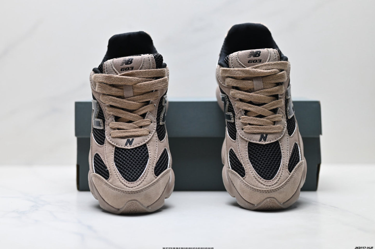 New Balance Retro Dad Sneakers - Beige