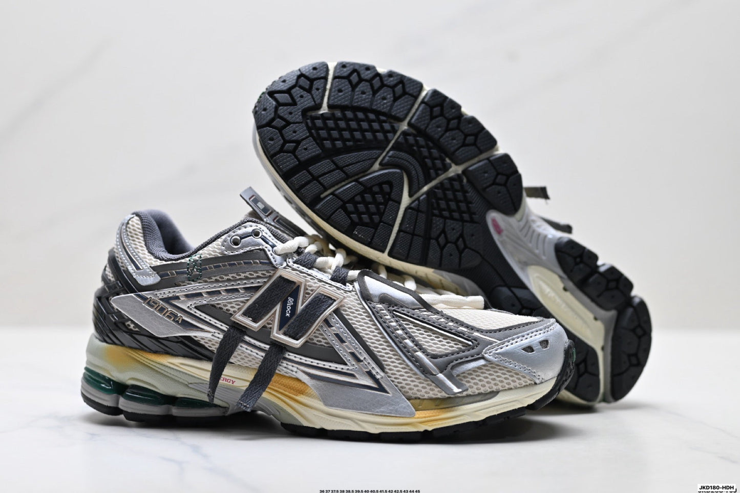 New Balance 1906A Retro Running Shoes – Silver Grey