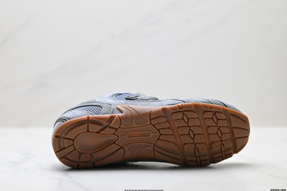 Miu Miu x New Balance 530 SL Retro Sneakers – Grey Gum