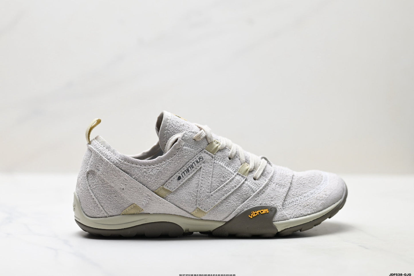 New Balance MT10 Barefoot Shoes – Sand Beige