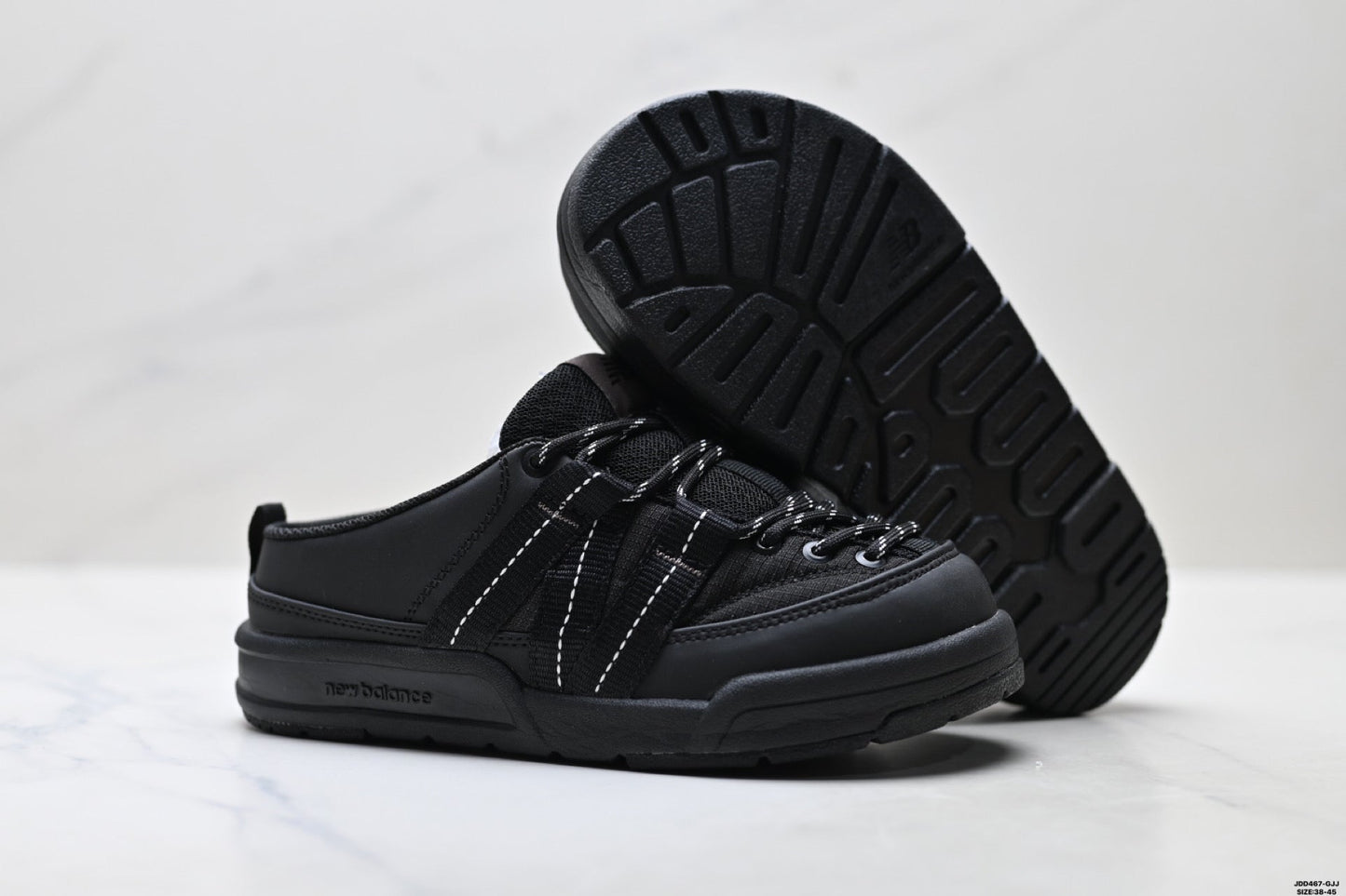 New Balance Outdoor Mule Clogs – Triple Black