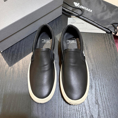 Balenciaga 2025 Limited Edition Leather Sneakers – Classic Runway Style