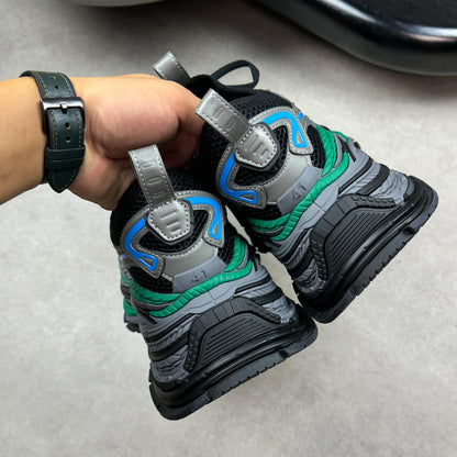 2025 Runway Leather Sneaker – Signature Grosgrain Buckle