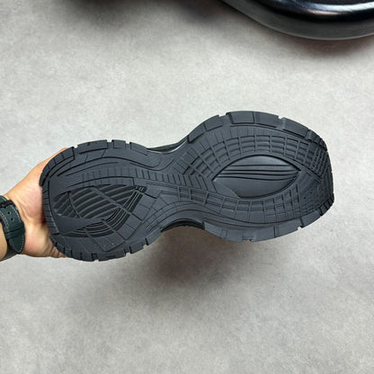 2025 Limited Edition Thick Sole Leather Sneakers