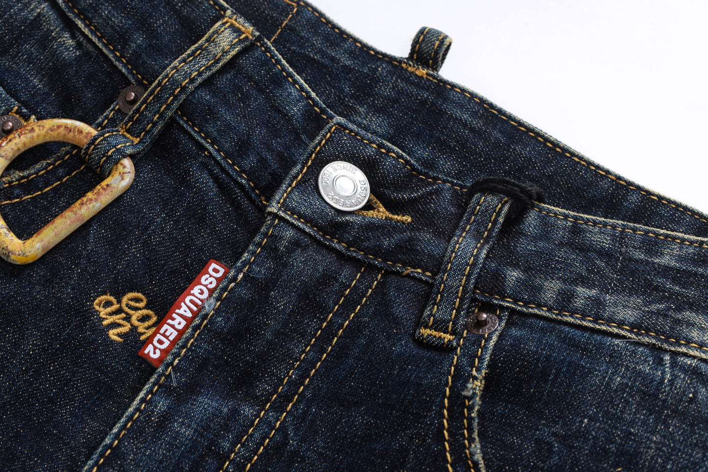 dsquared2 Maple leaf hole badge Jeans