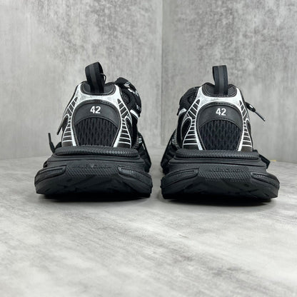 Balenciaga Limited Edition Couples Sneaker