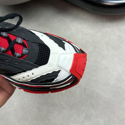 2025 Runway Leather Sneaker – Signature Grosgrain Buckle