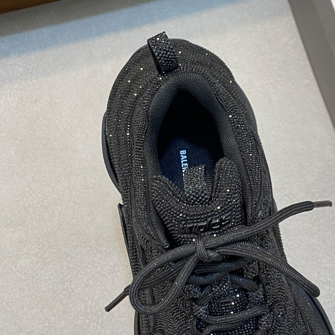 Balenciaga 2025 Limited Edition Leather Sneakers – Classic Grosgrain Buckle