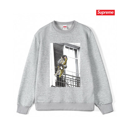 Supreme Unisex Casual Sweatshirt